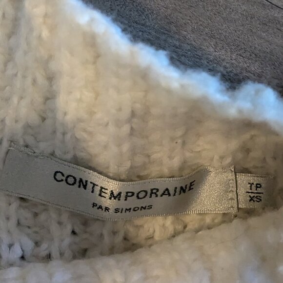 White Chunky Knit Mock Neck Sweater - Picture 4 of 5